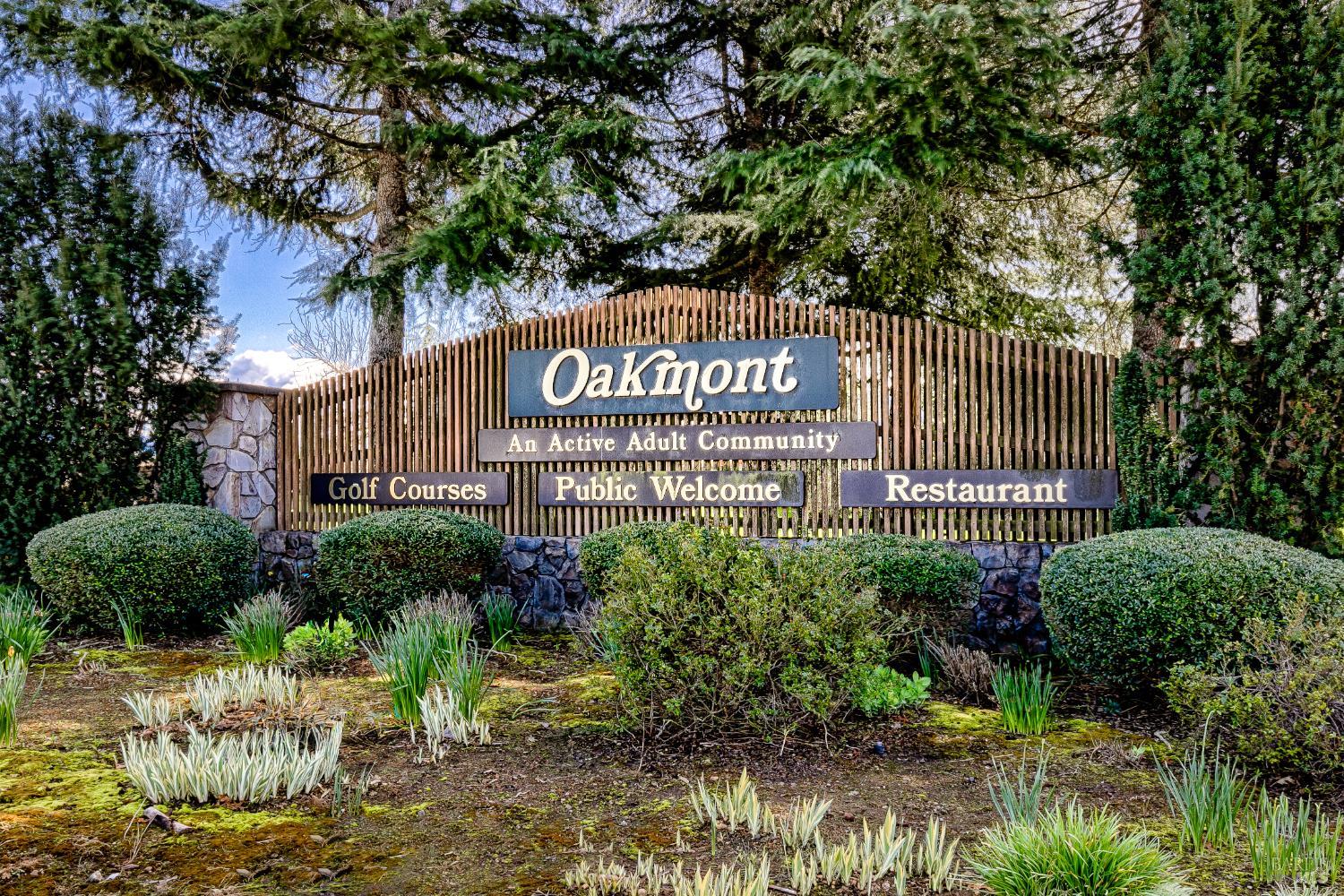 8850 Oak Trail Drive