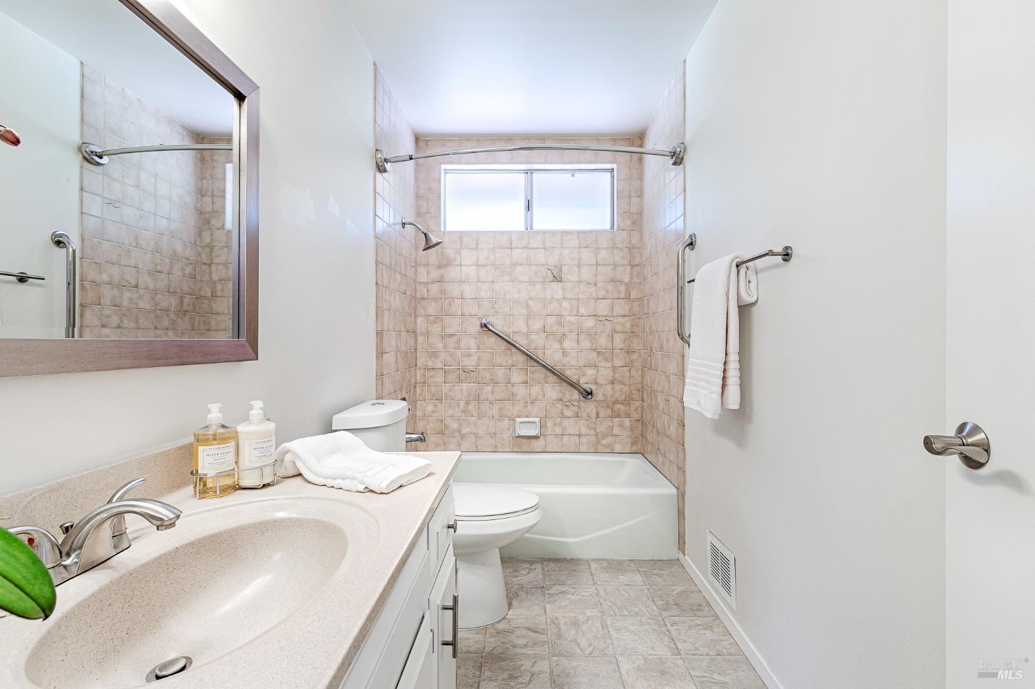 8850 Oak Trail Drive