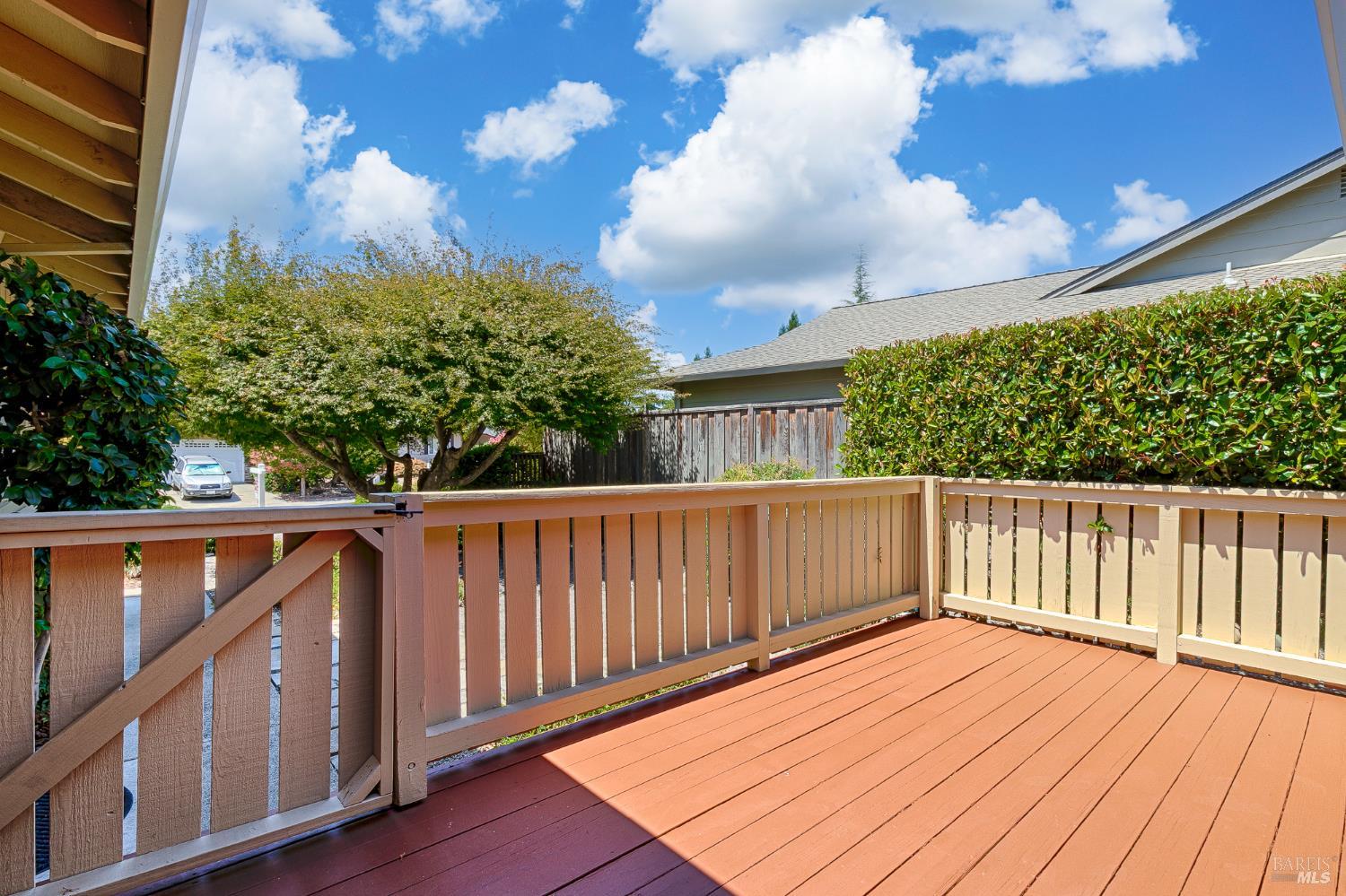 8850 Oak Trail Drive