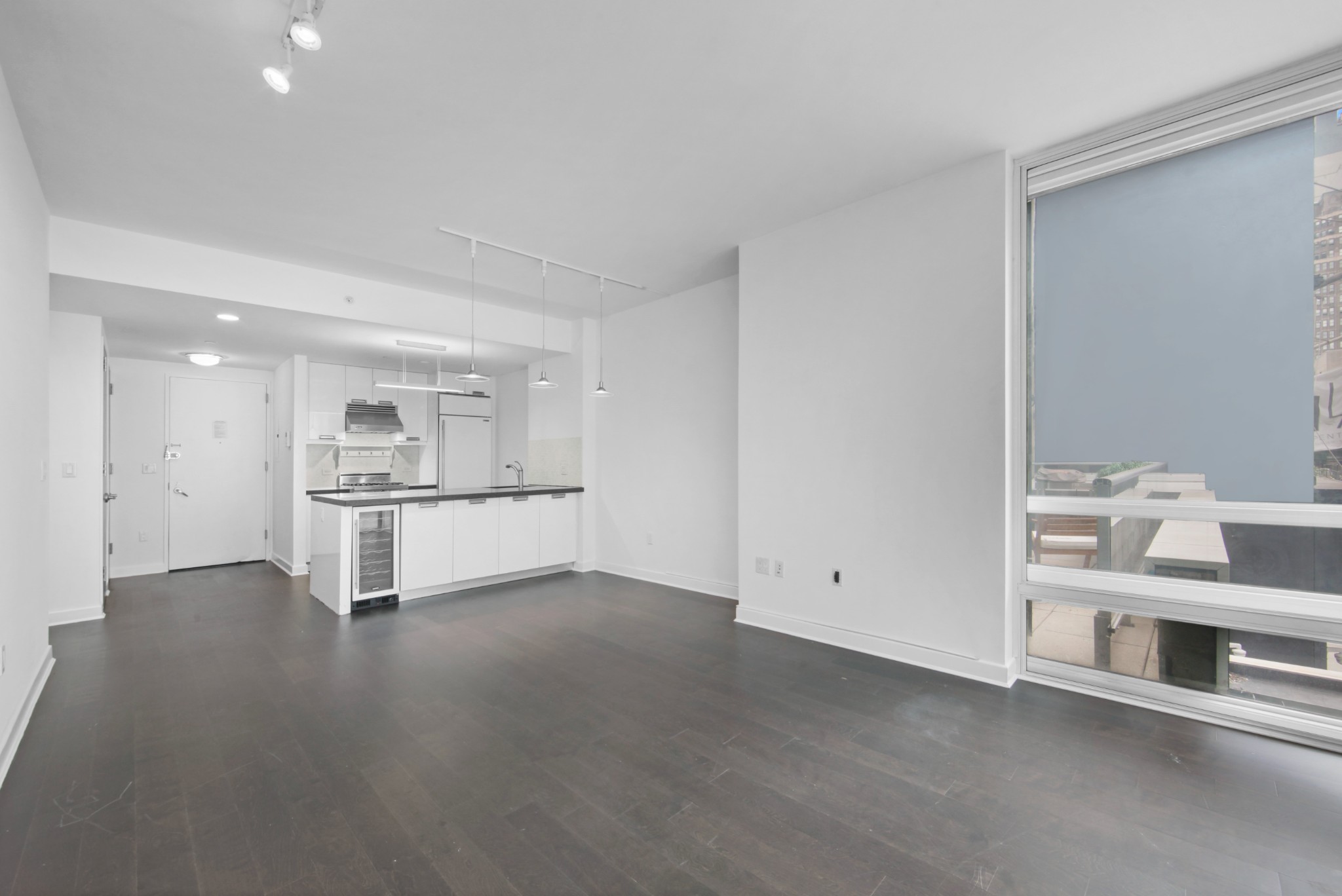 261 W 28th Street 2D