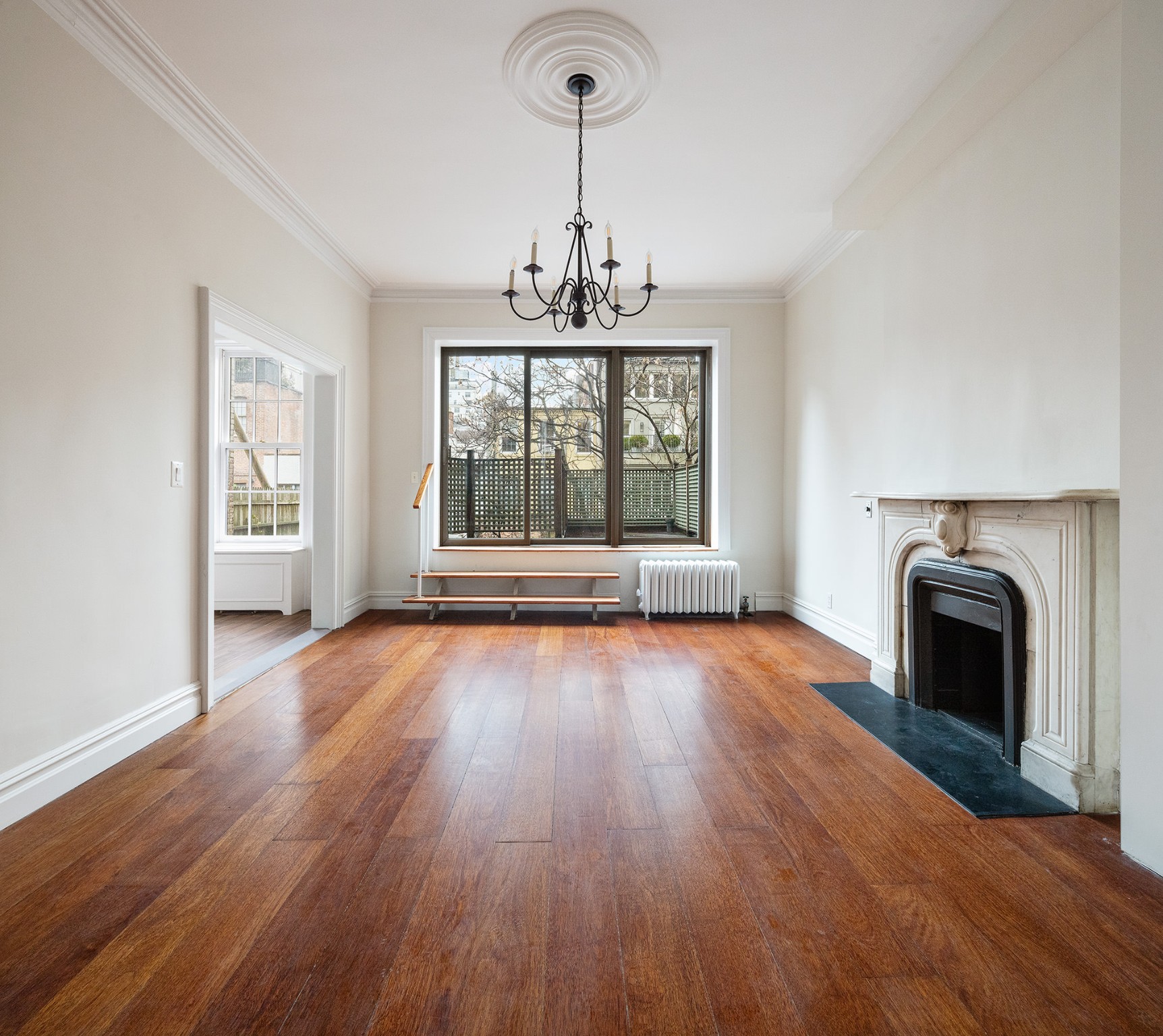 127 E 69th Street Unit 4