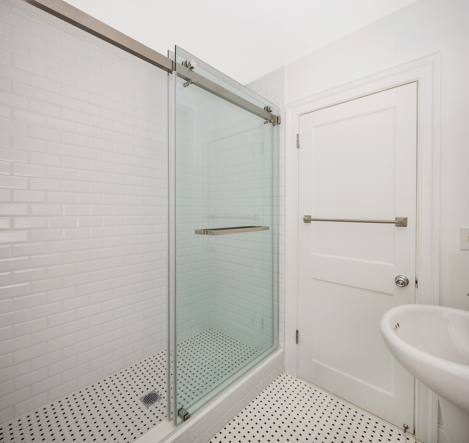 127 E 69th Street Unit 4