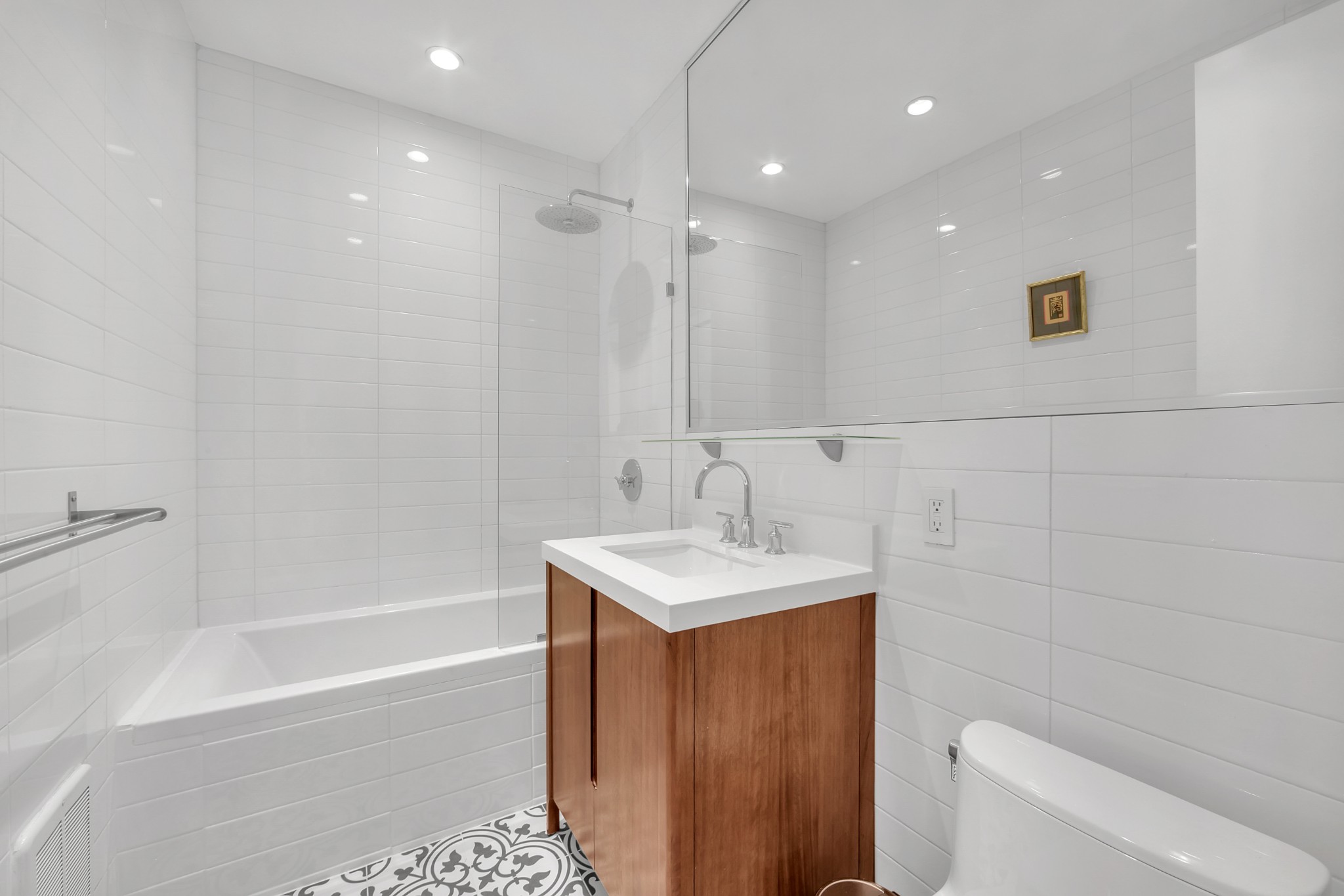 140 Scholes Street 3A