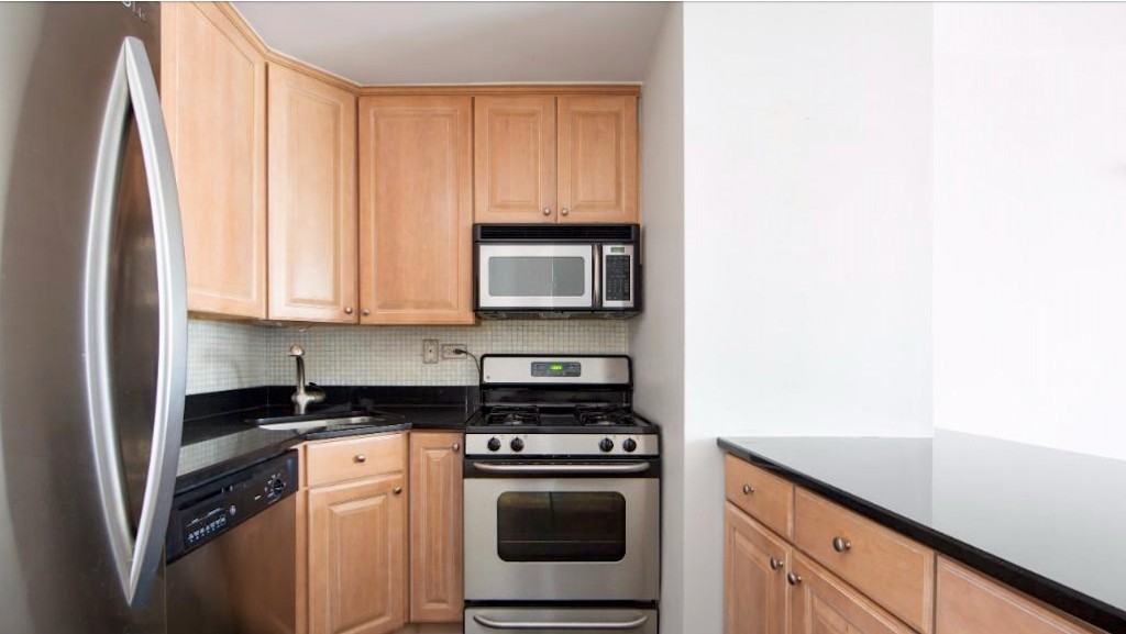 340 E 93rd Street 16B