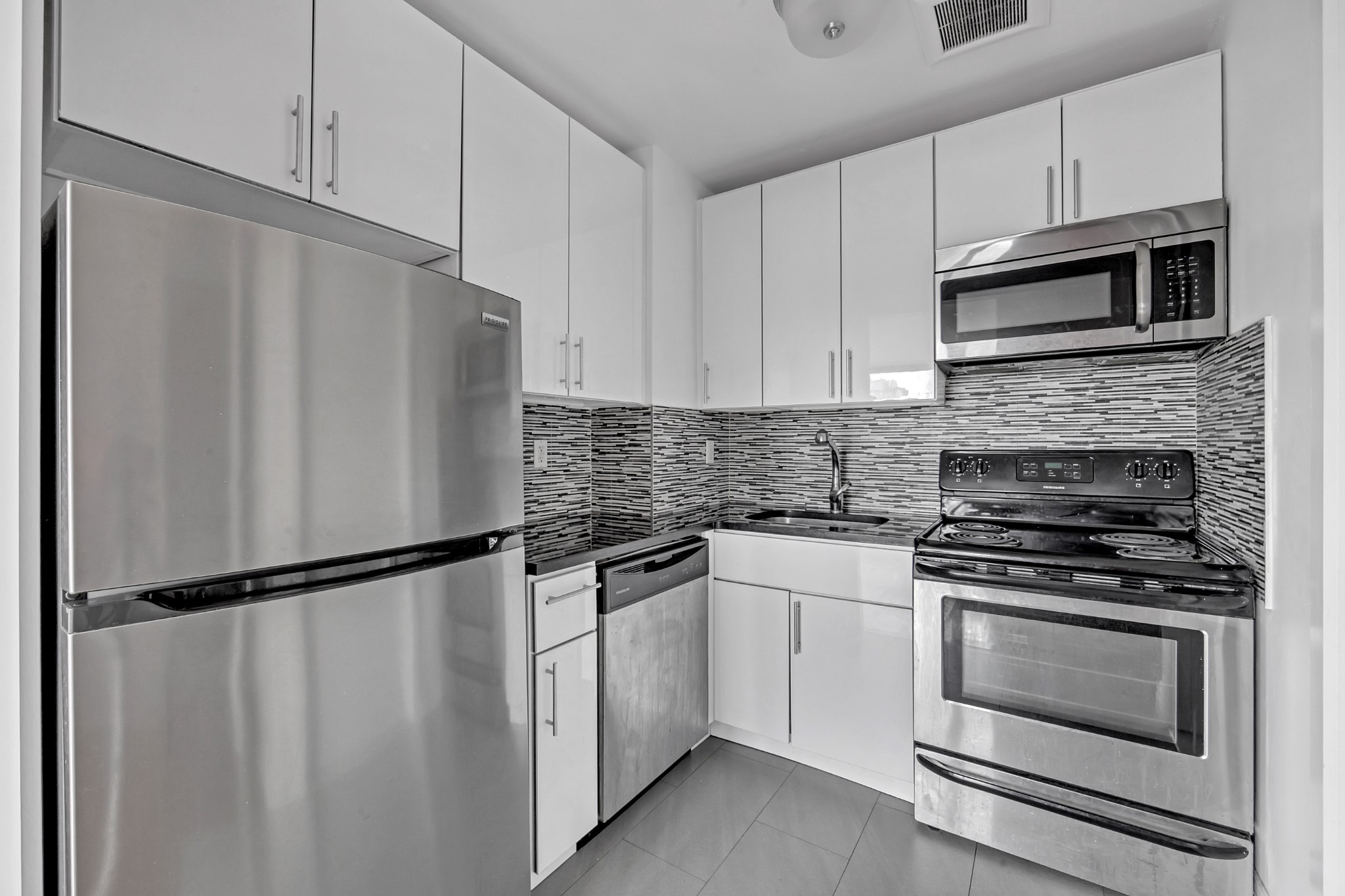 419 E 117th Street 4B