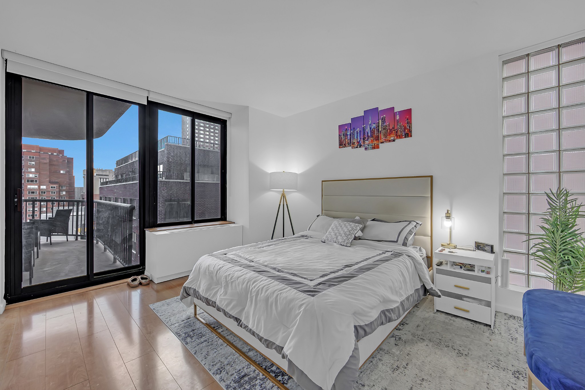 304 E 65th Street 11C