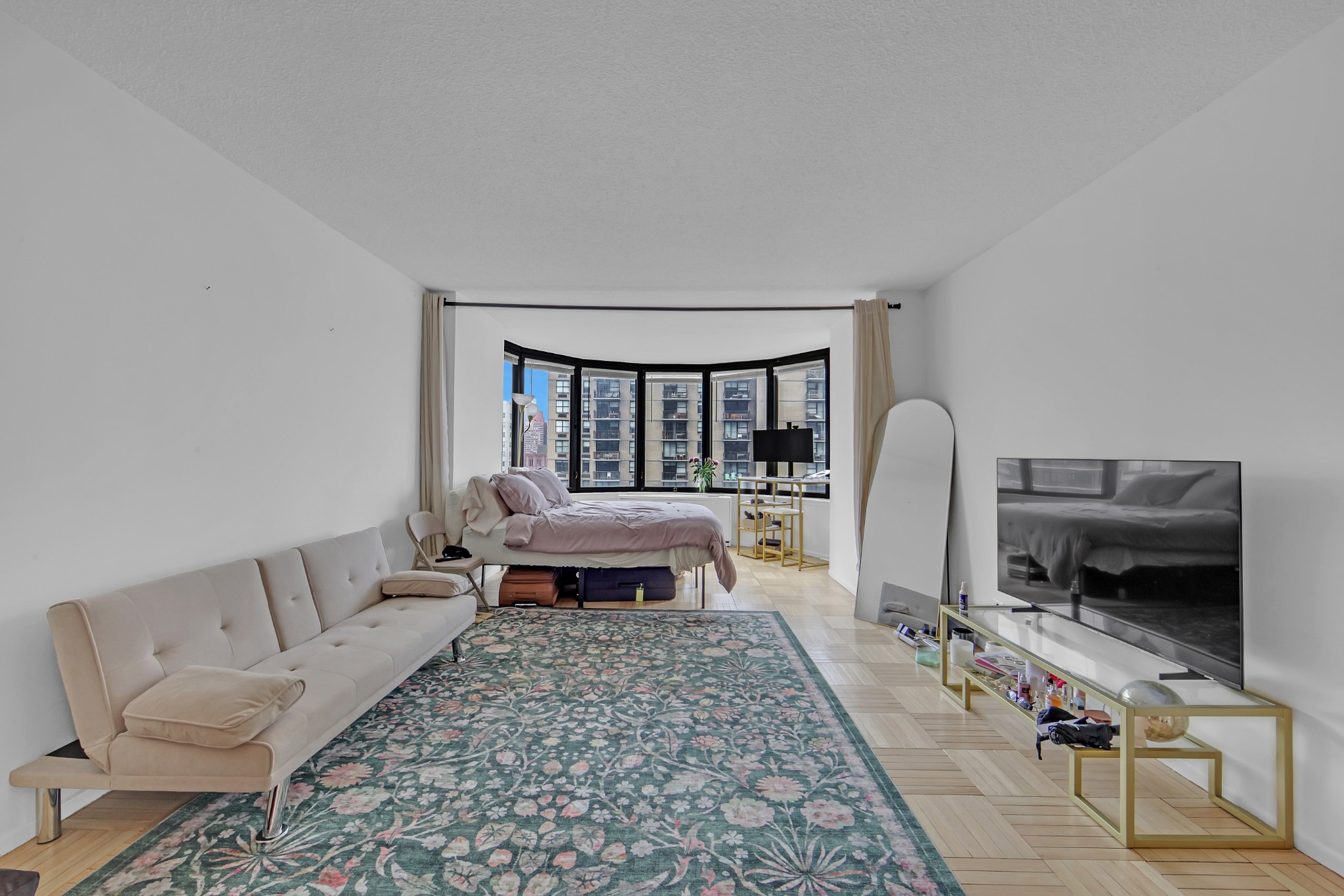 330 E 38th Street 31H