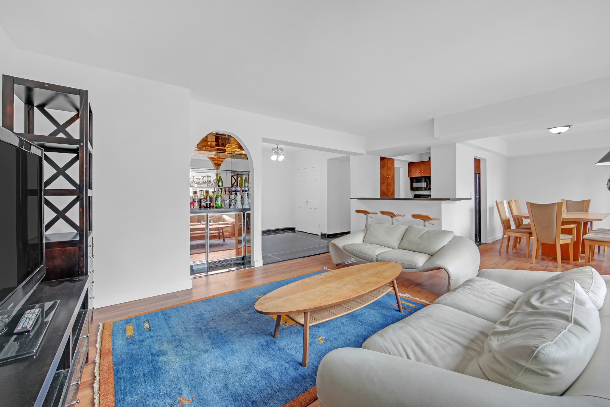 333 E 46th Street 18A