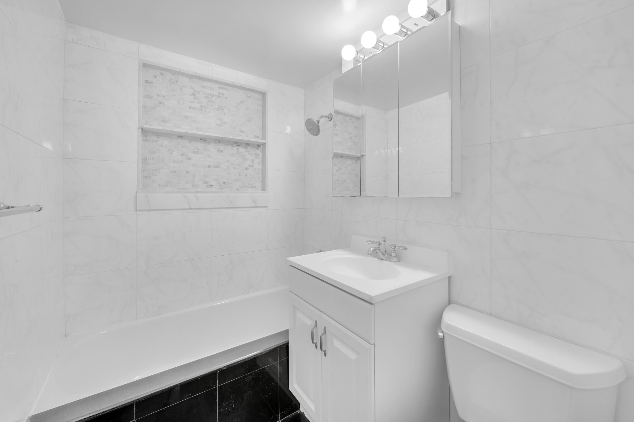 333 E 46th Street 18A