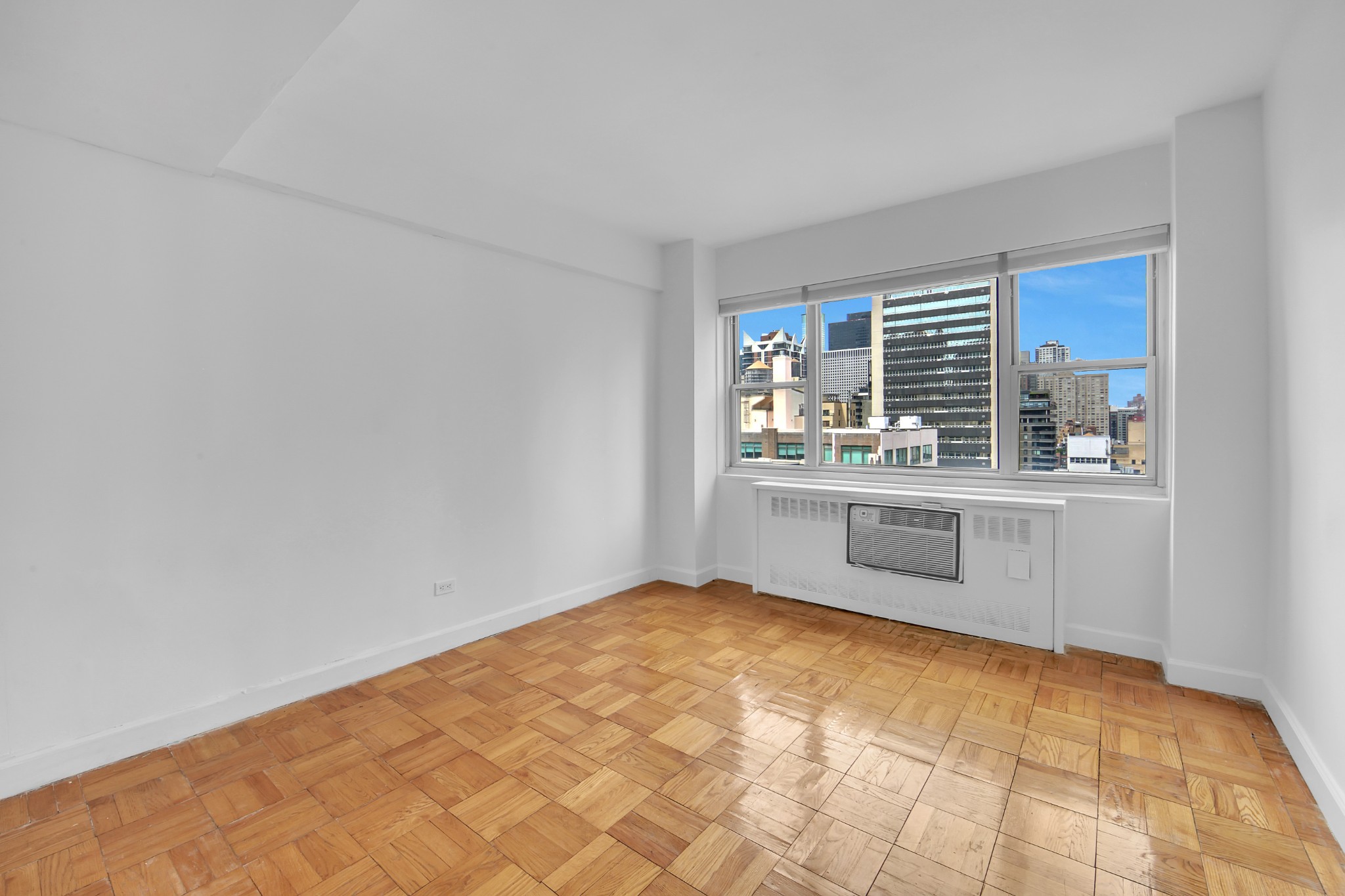 333 E 46th Street 18A
