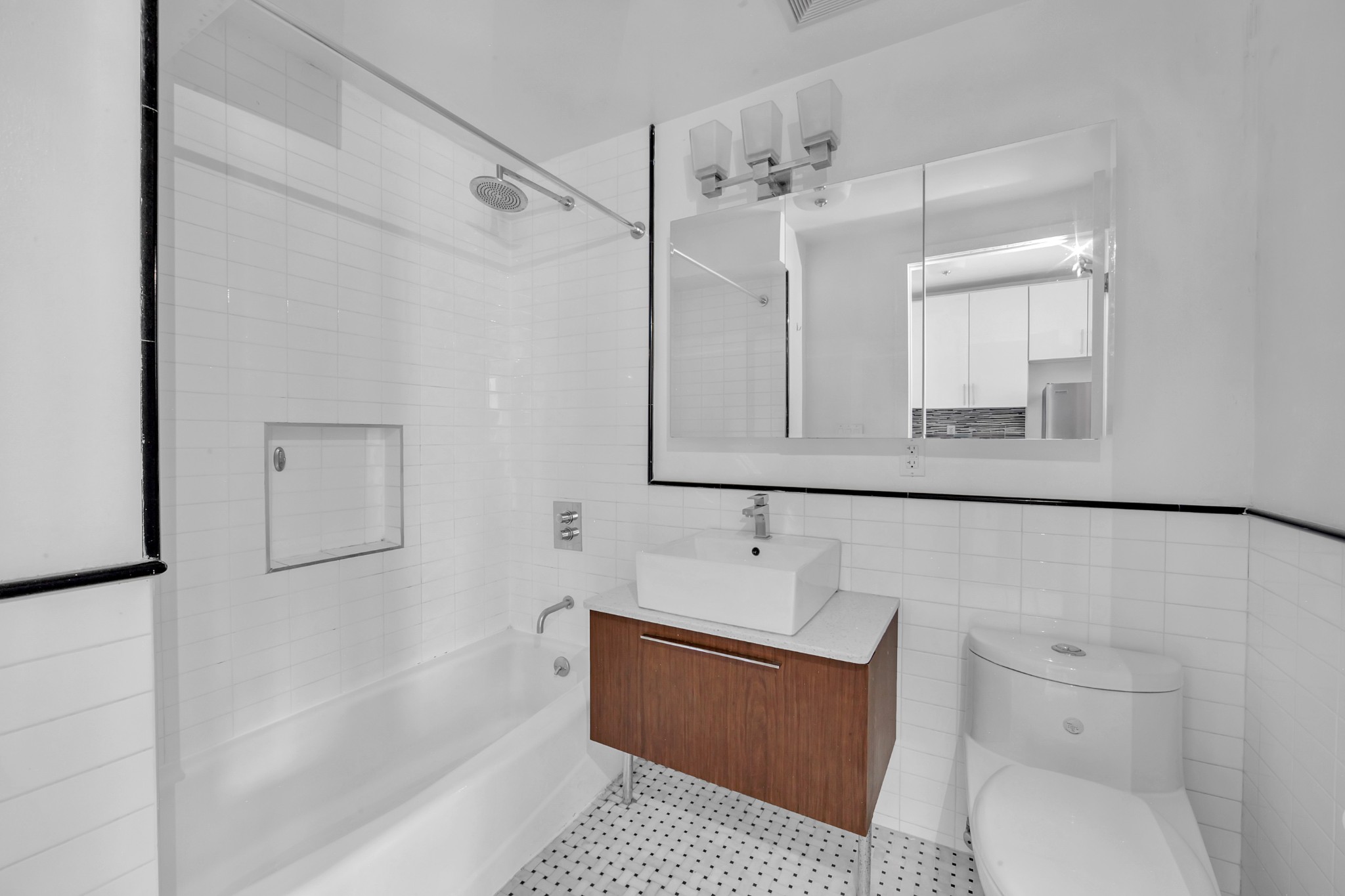 419 E 117th Street 3A