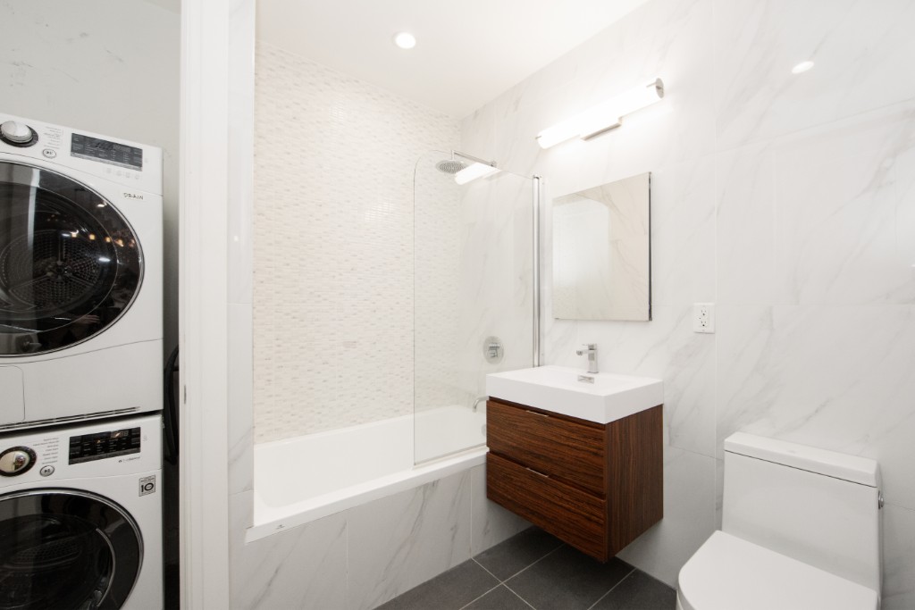 45 Beekman Street 2S