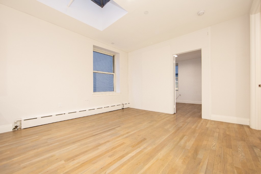 45 Beekman Street 2S