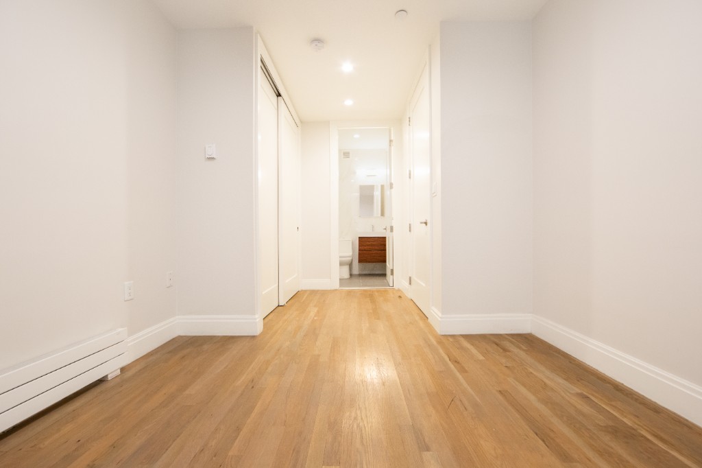 45 Beekman Street 2S