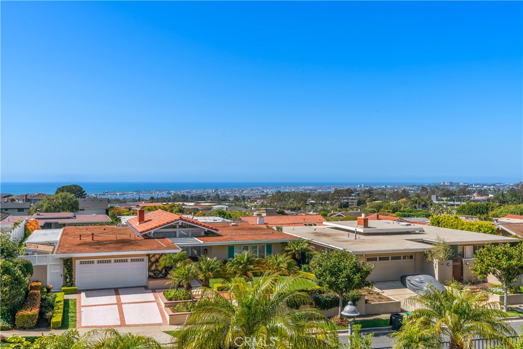 2609 Lighthouse Lane