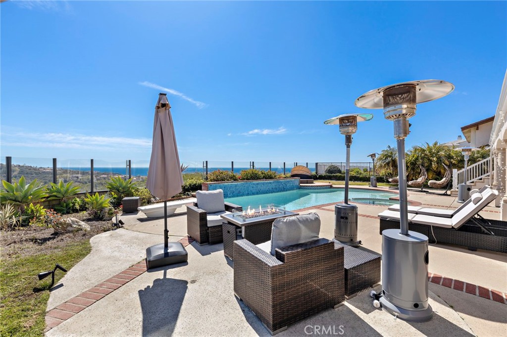 2 Drakes Bay Drive