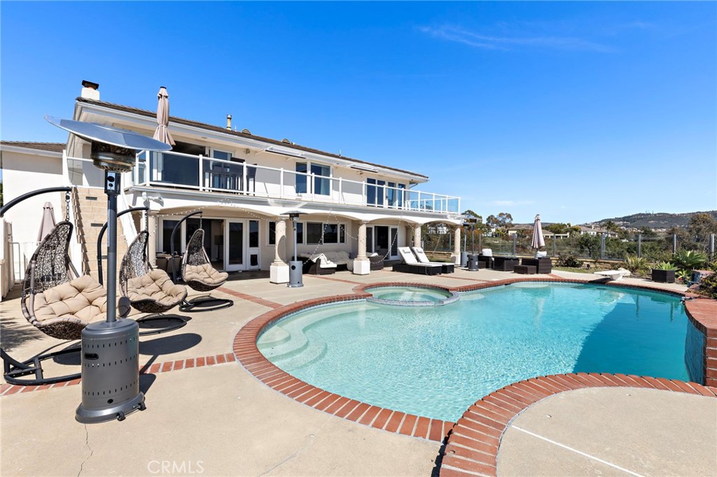 2 Drakes Bay Drive