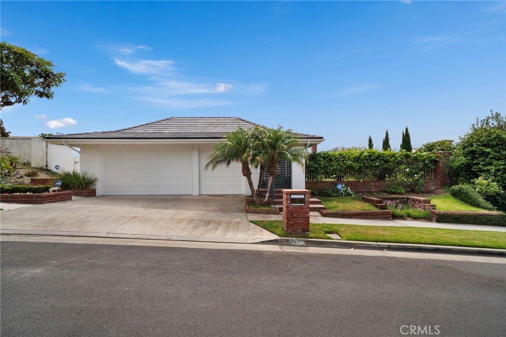 37 Montecito Drive
