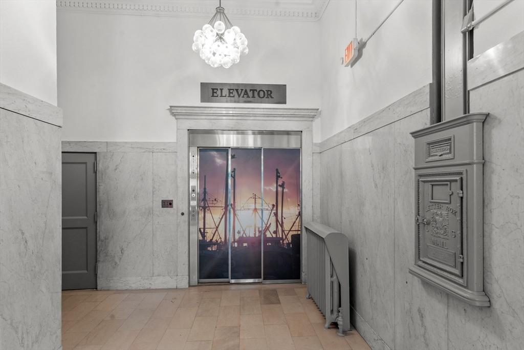 105 William St # 201