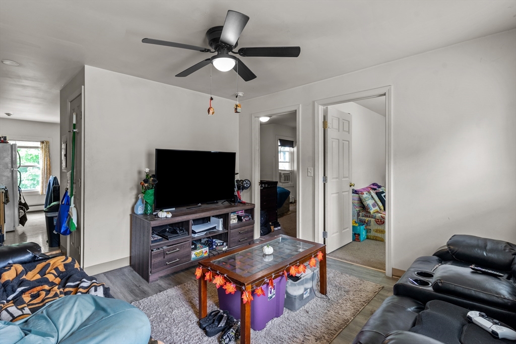 126 Earle St