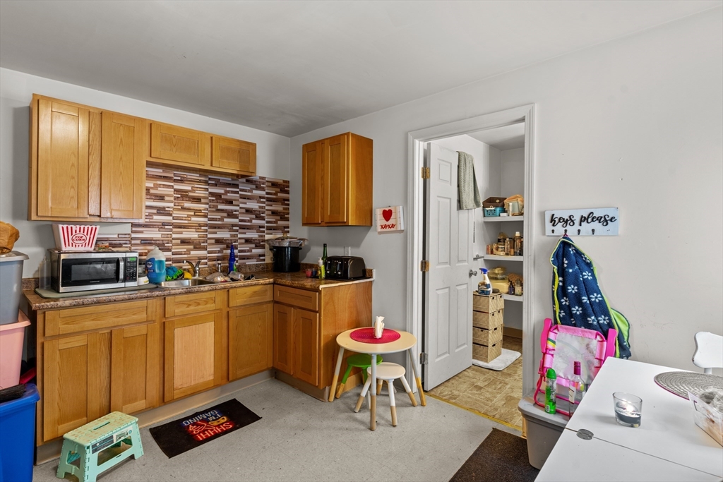 126 Earle St