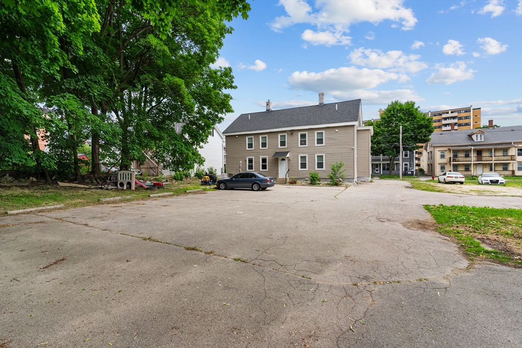126 Earle St