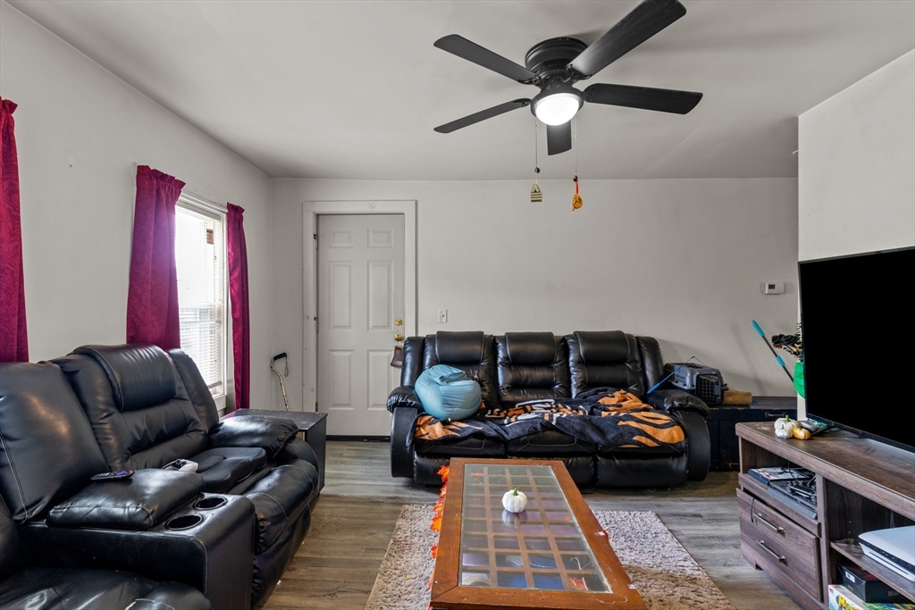 126 Earle St