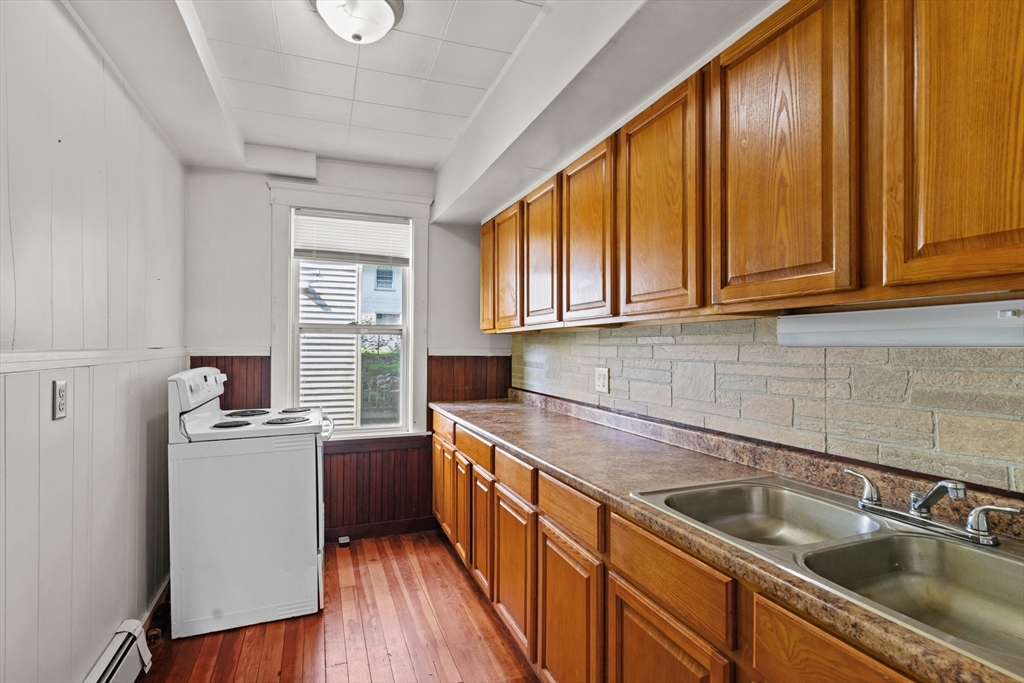 715-717 Park Ave