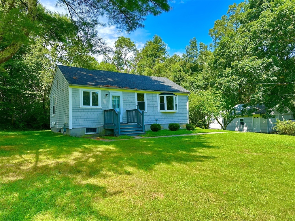 527-527A Main Rd