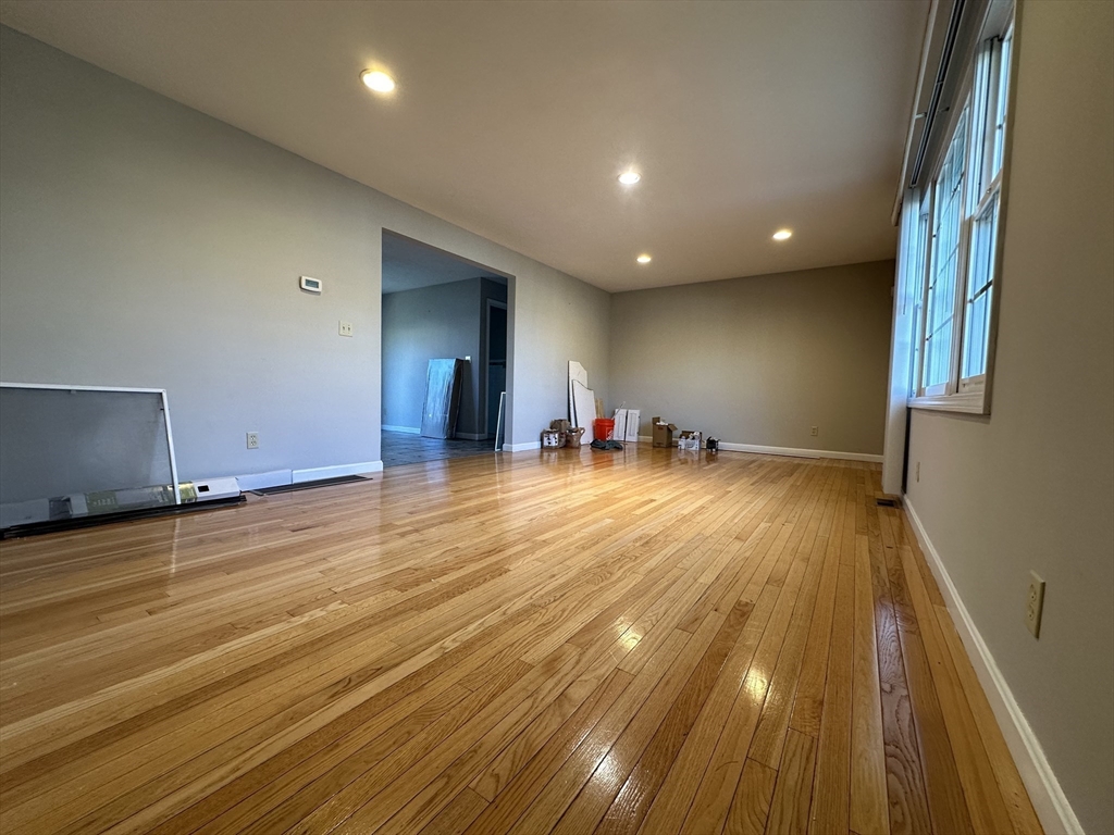 90 Shaw St # 2