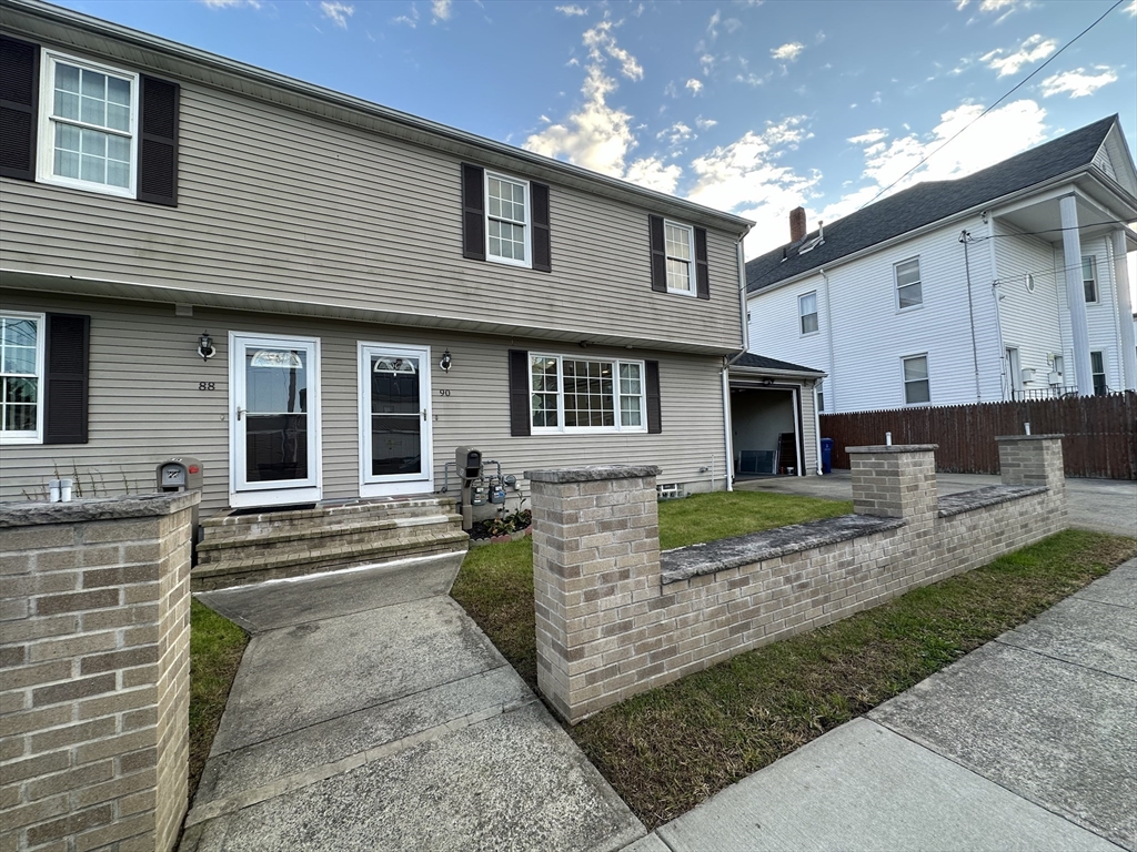 90 Shaw St # 2