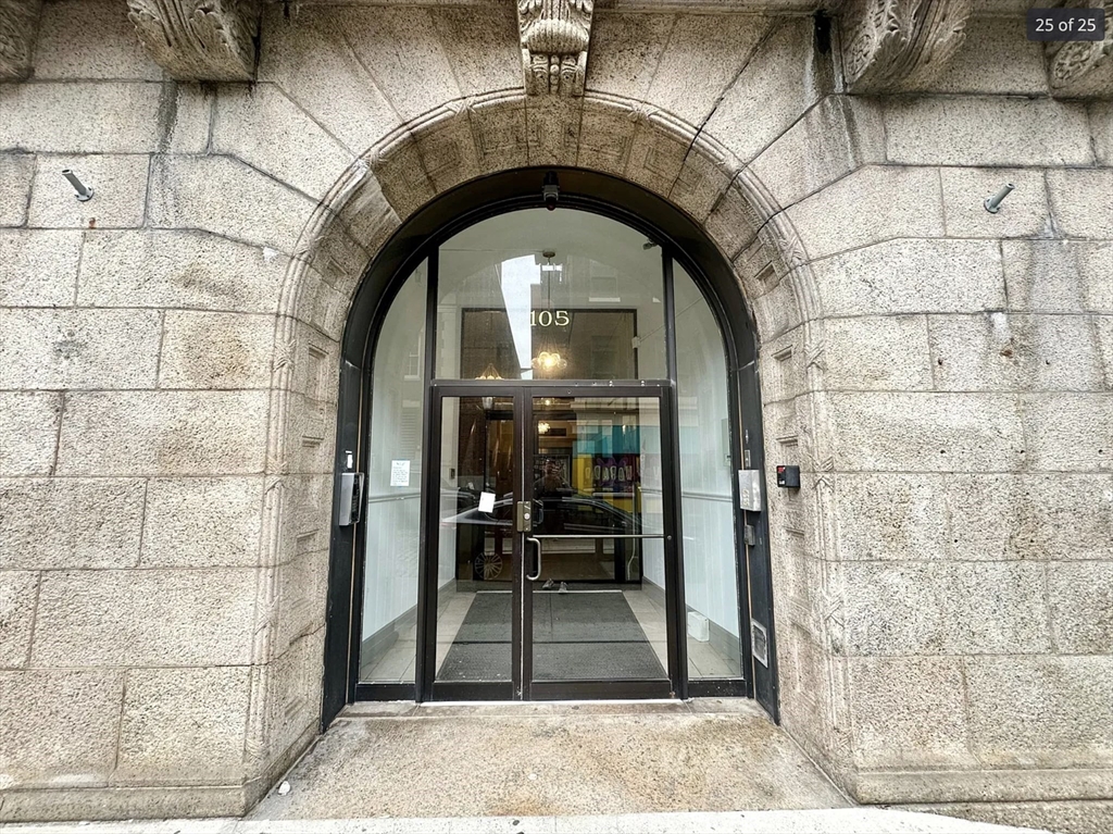 105 William St # 406