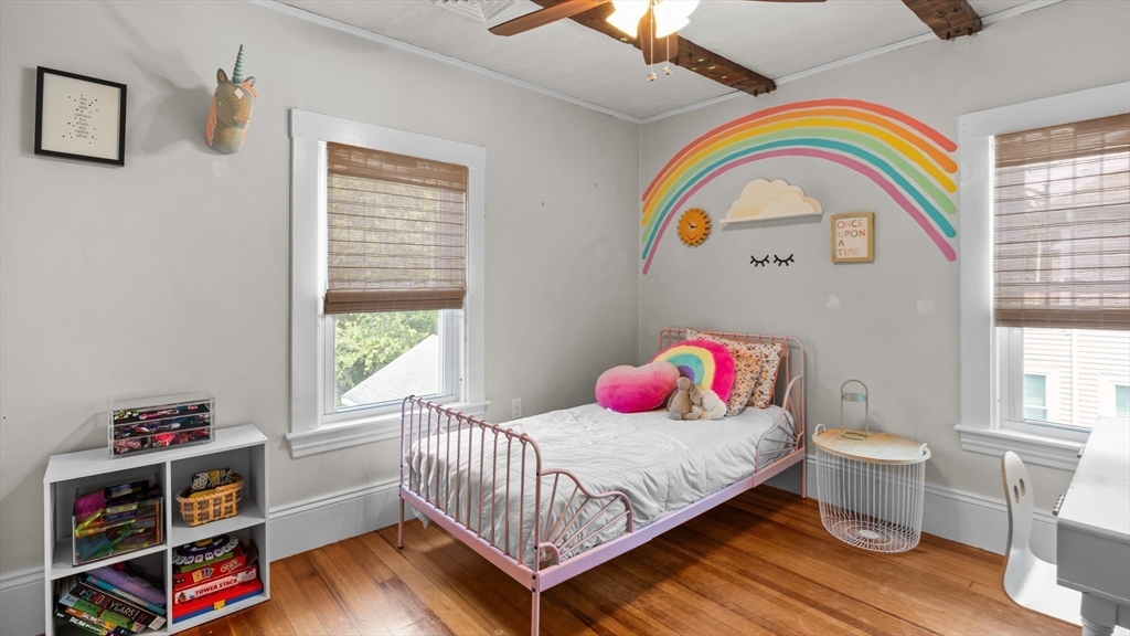 606 N Elm St