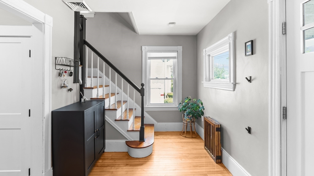 606 N Elm St