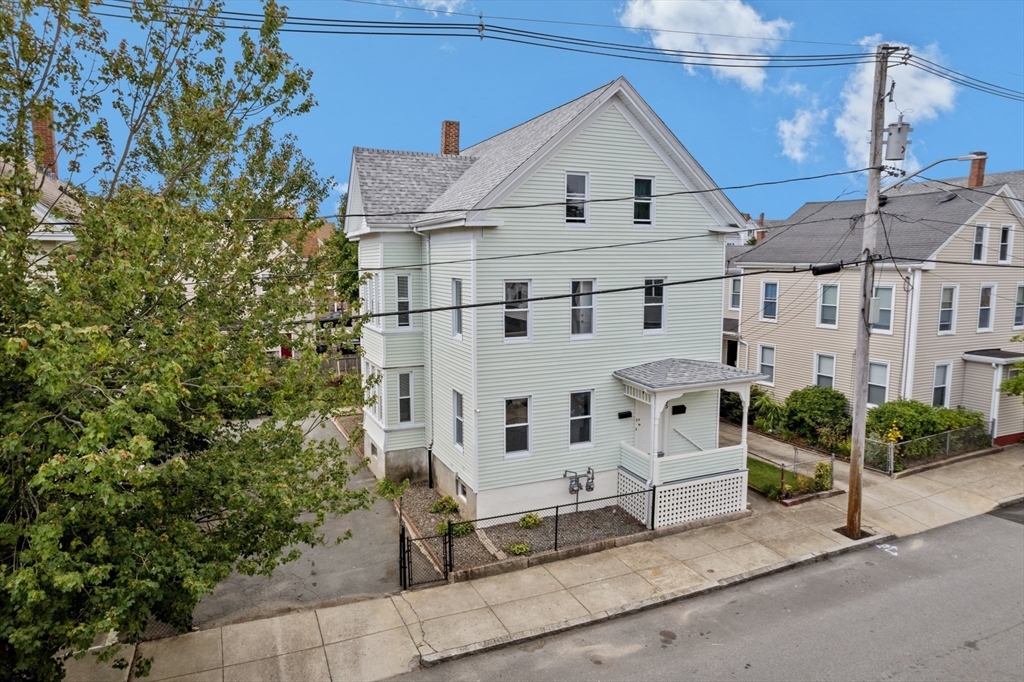 95 Bonney St