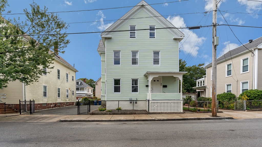 95 Bonney St