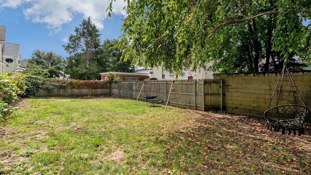 95 Bonney St