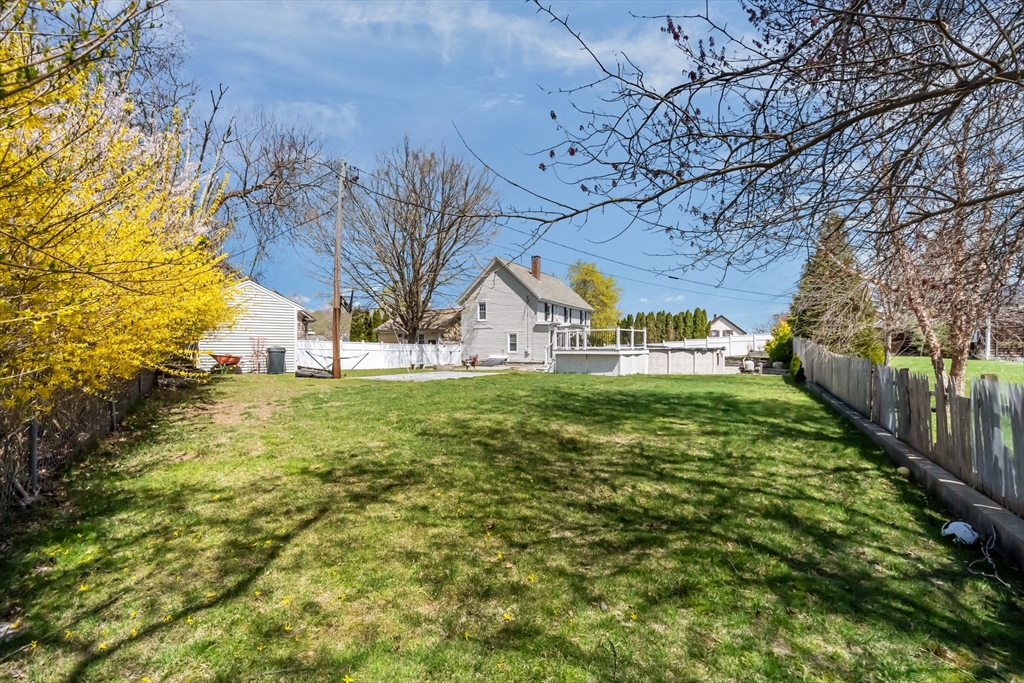 2453 Acushnet Ave