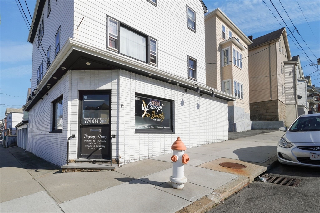 284 Broadway