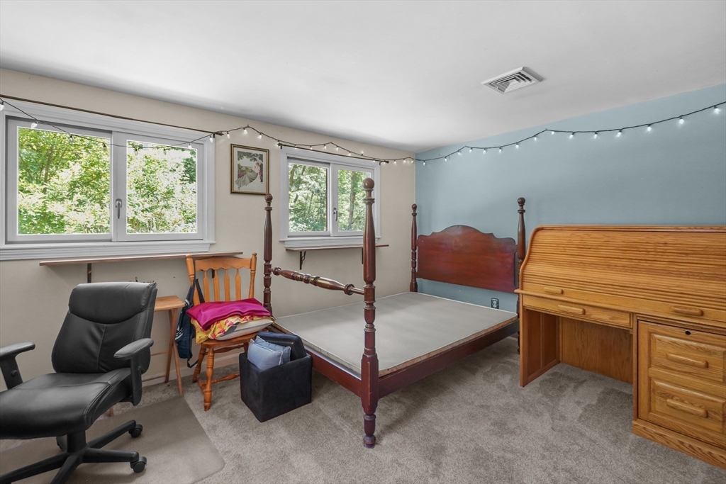 12 Juniper Rd