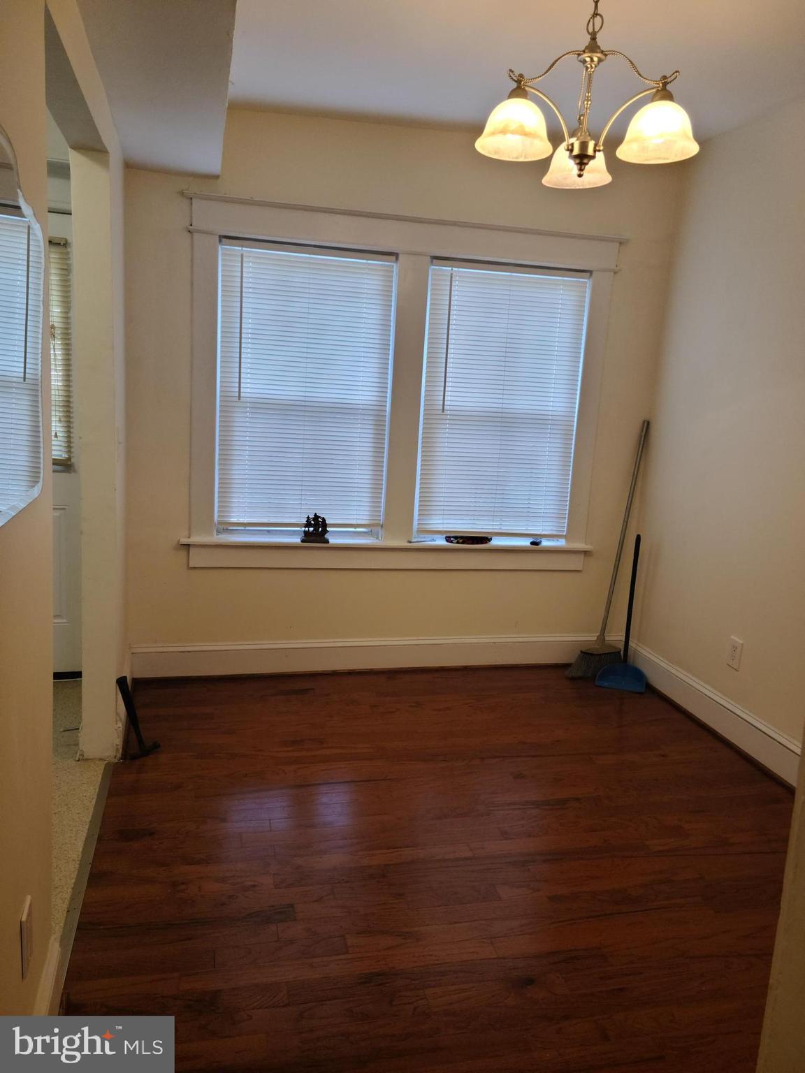 1938 CAPITOL AVENUE NE