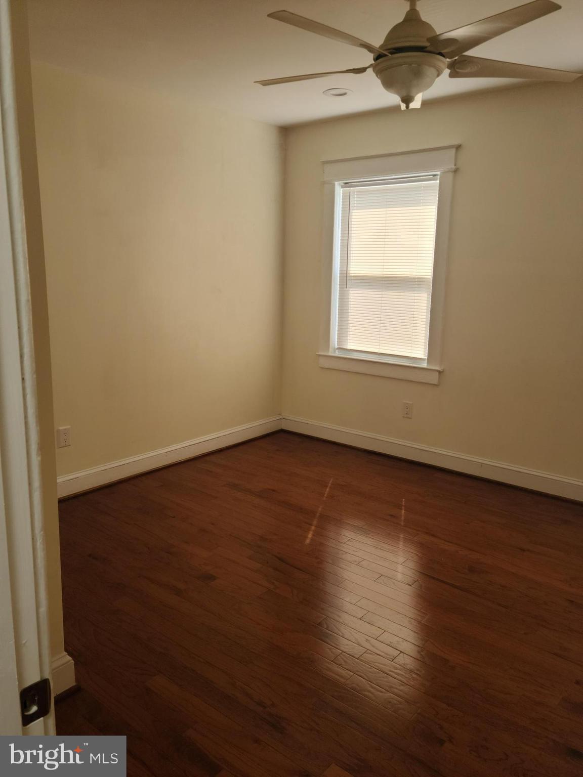 1938 CAPITOL AVENUE NE