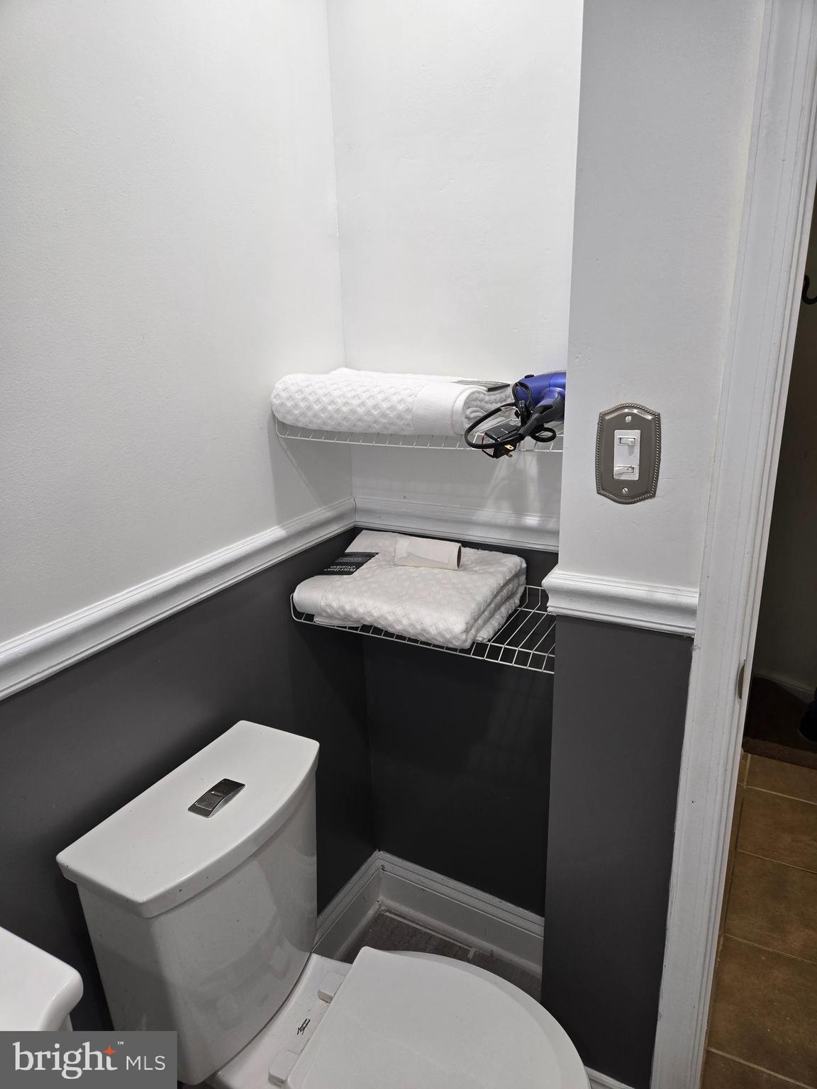 4220 DIX STREET NE 2