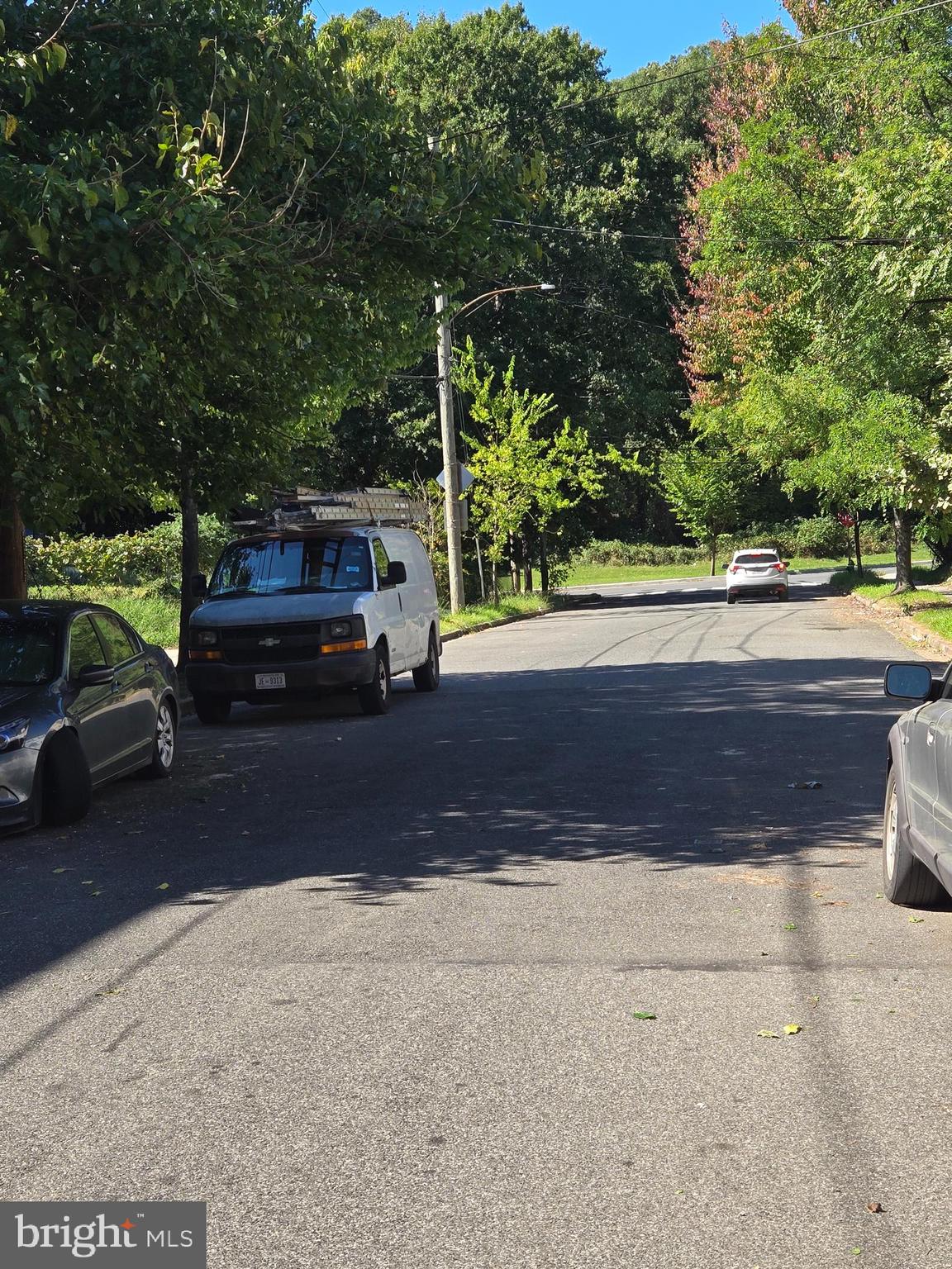 4220 DIX STREET NE 2