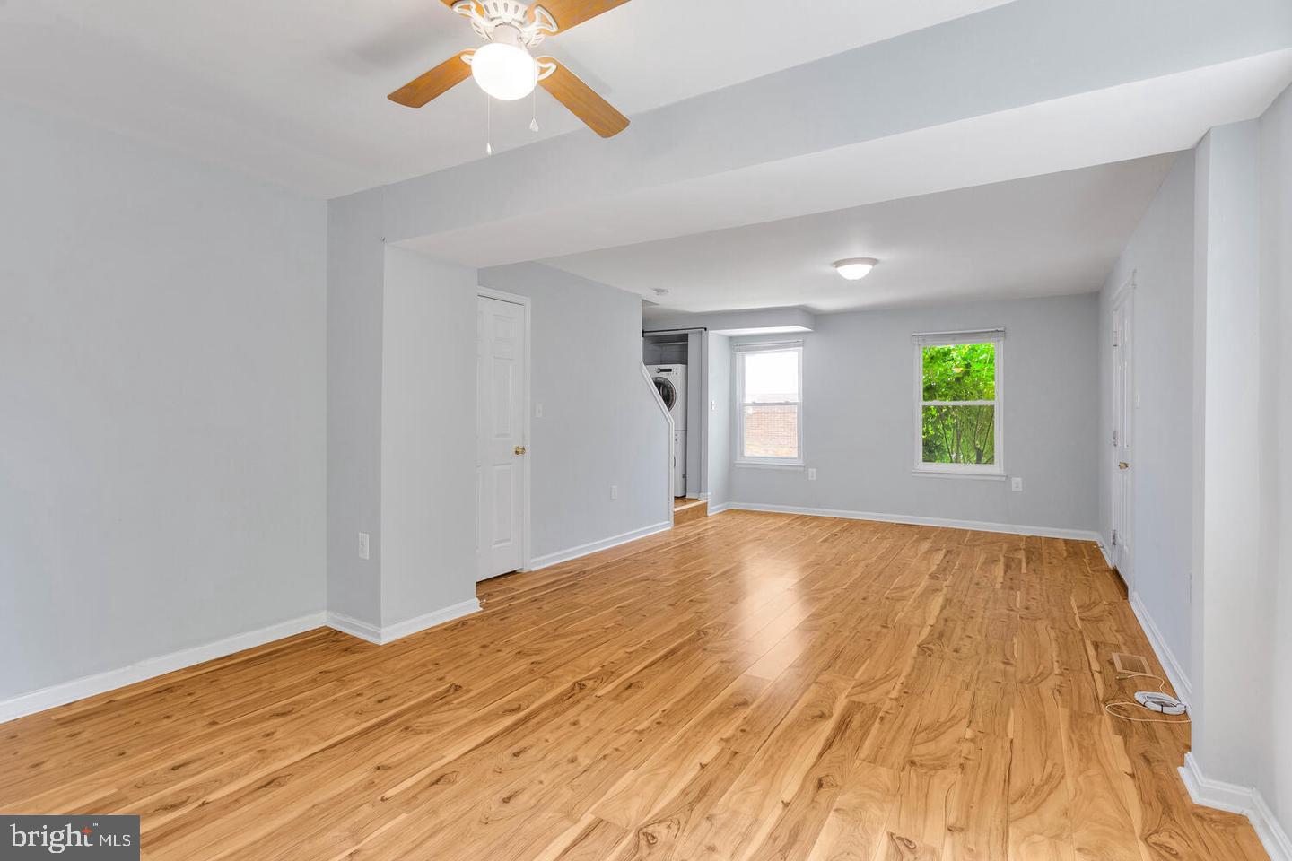 8221 TOMLINSON COURT