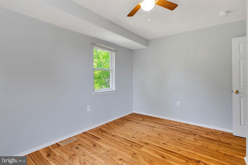 8221 TOMLINSON COURT