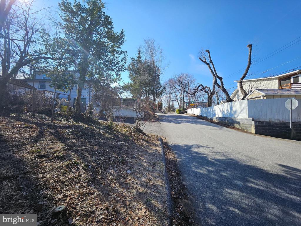 110 WOODSIDE ROAD