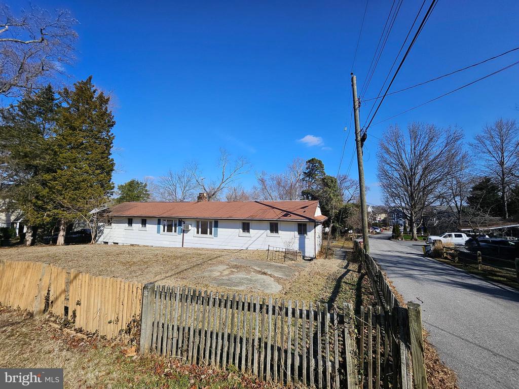 110 WOODSIDE ROAD