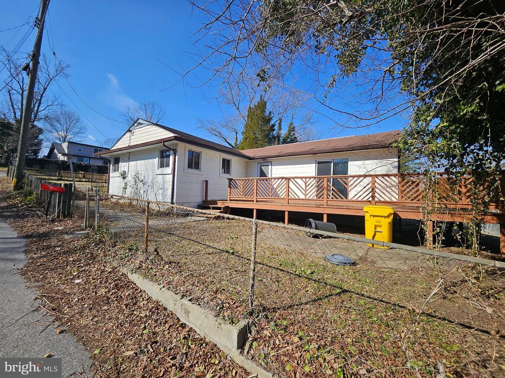 110 WOODSIDE ROAD