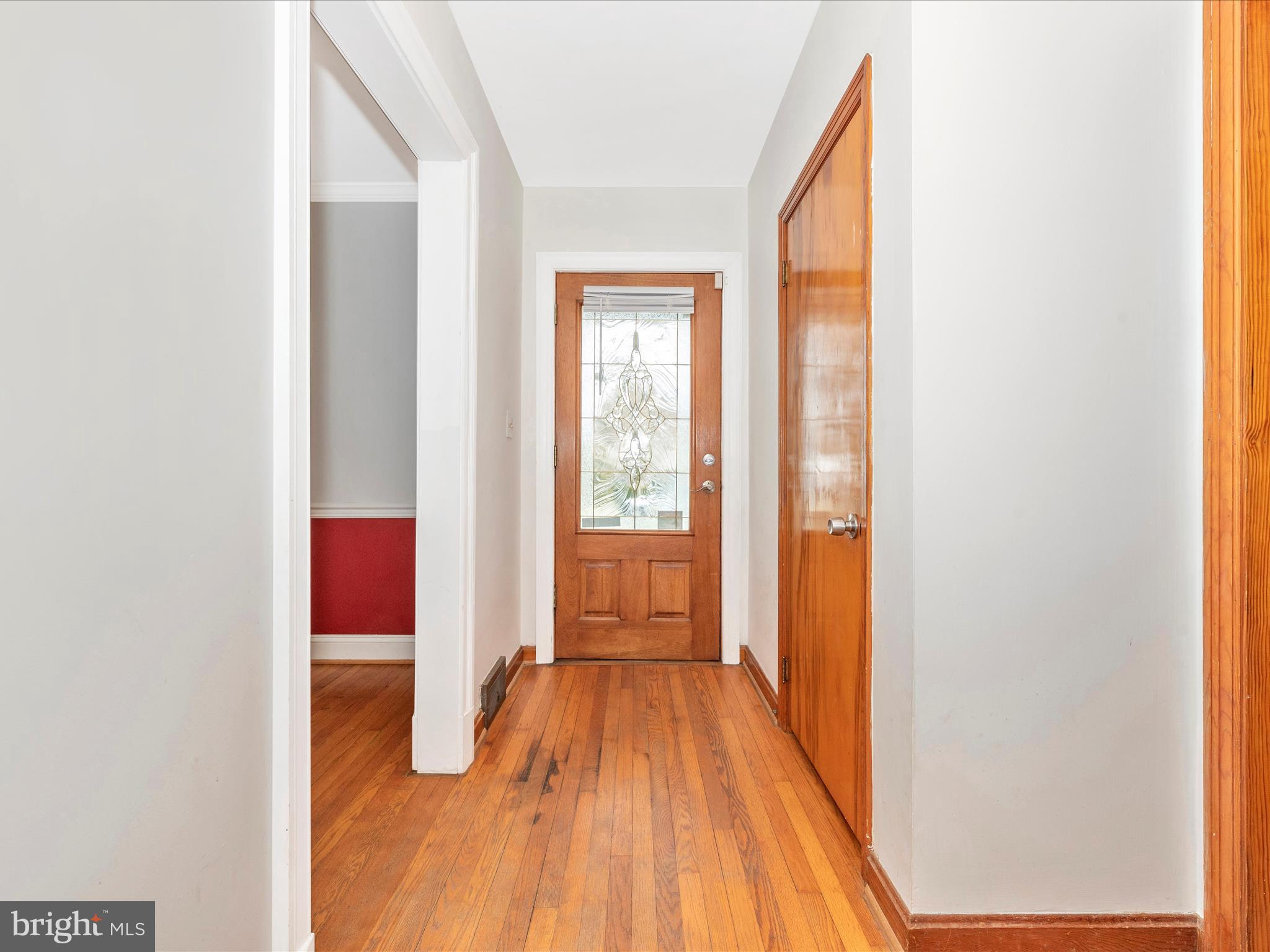 205 S 2ND STREET